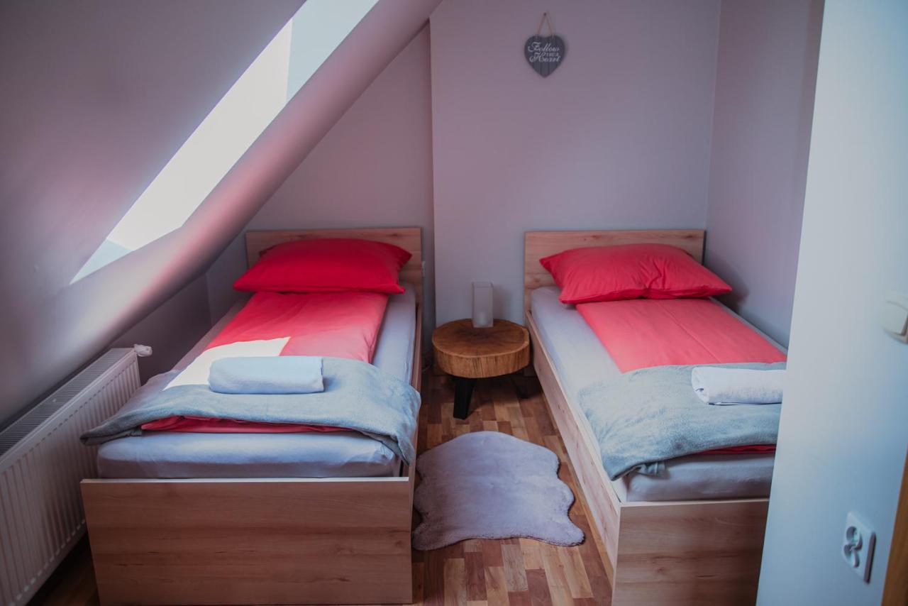 Szmaragdowy Domek Nowy Wisnicz Bagian luar foto